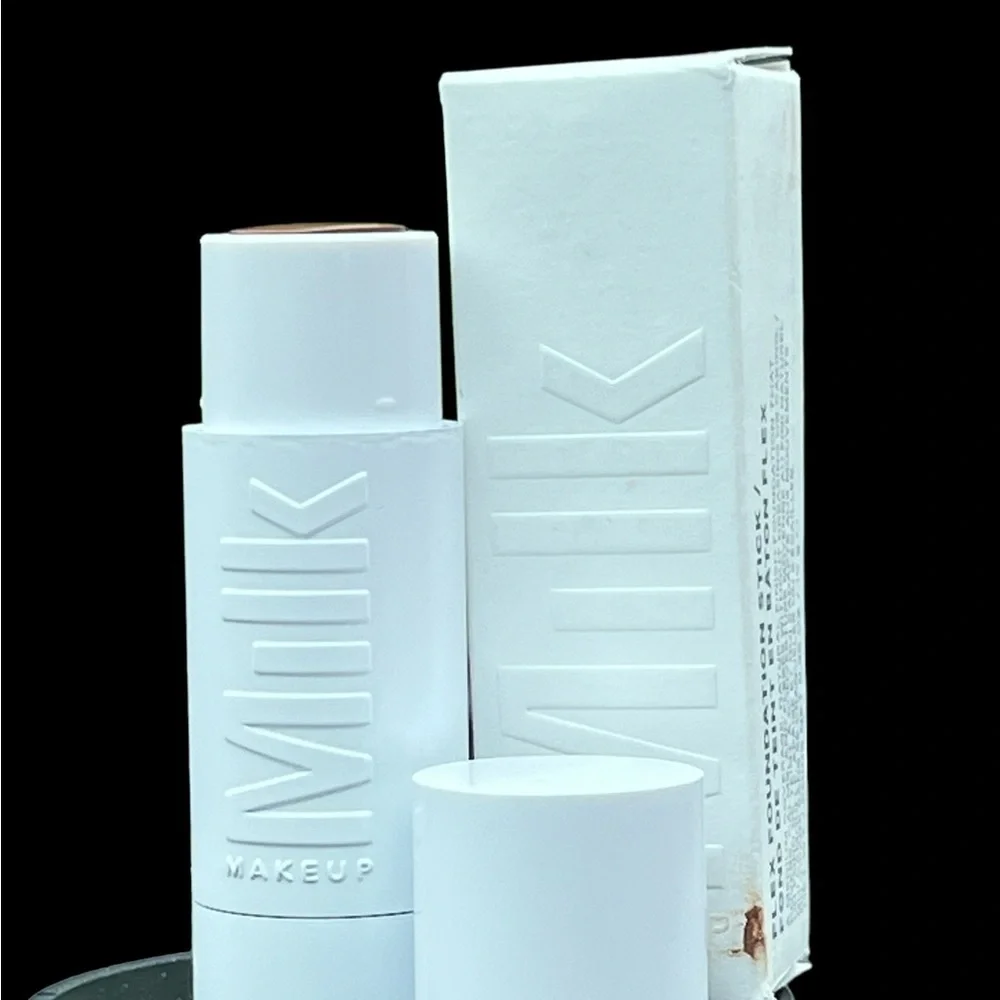 Milk Makeup Flex Foundation Stick Shell Medium Coverage Natural Look Ble…​